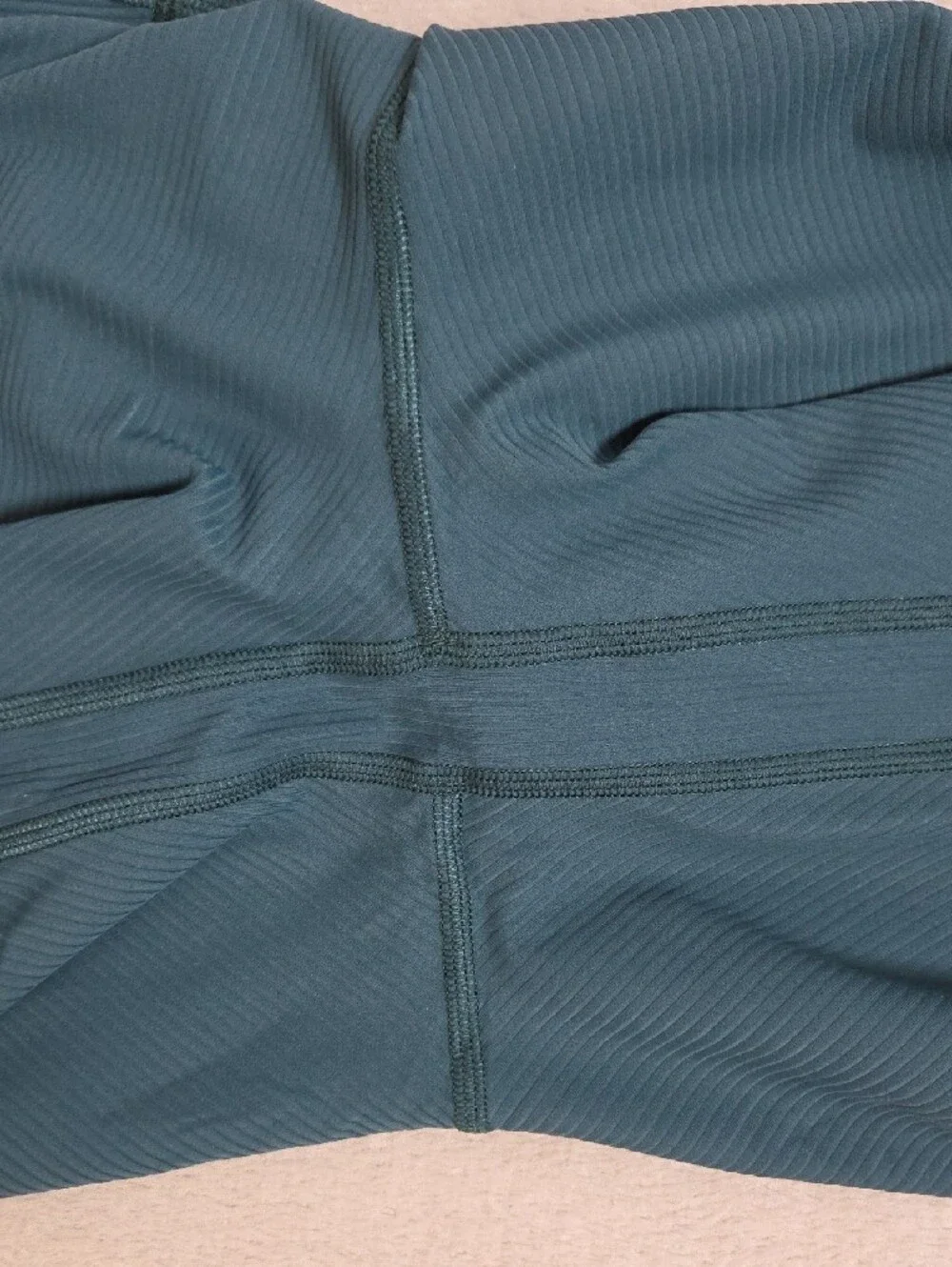 Lululemon W6CIAS Align Ribbed High-Rise Crop 23